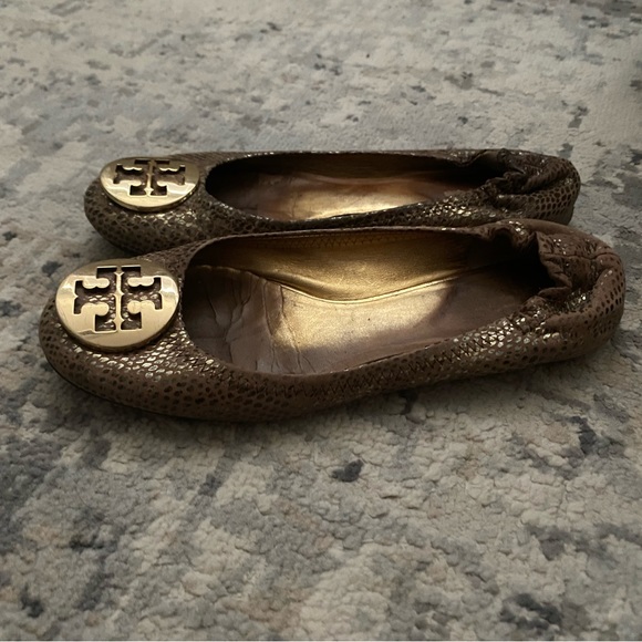 Brown and gold mix Tory Burch flats! - Picture 5 of 7